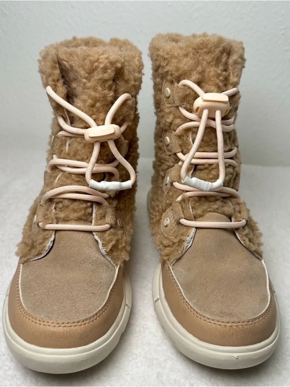 Sorel Explorer II Joan Cozy Shearling Boot Fur Round Toe Travel Winter Youth 1